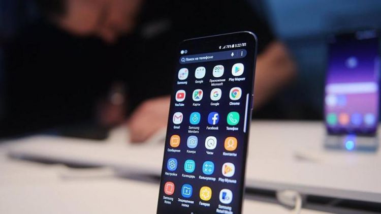 В России цены на Samsung Galaxy Note 8 снизились на треть
