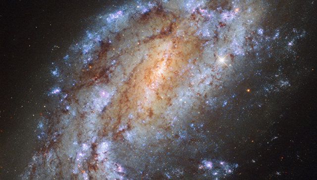 Сфотагрофирована одна из самых одиноких галактик во Вселенной