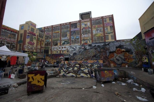 В Нью-Йорке граффитисты отсудили у закрасившей рисунки компании 6,7 миллионов долларов