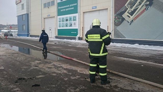 В России горит крупное офисное здание