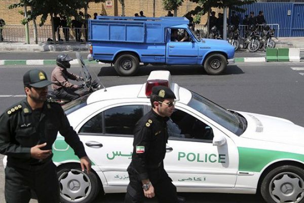 В Тегеране в ходе столкновений погибли трое полицейских