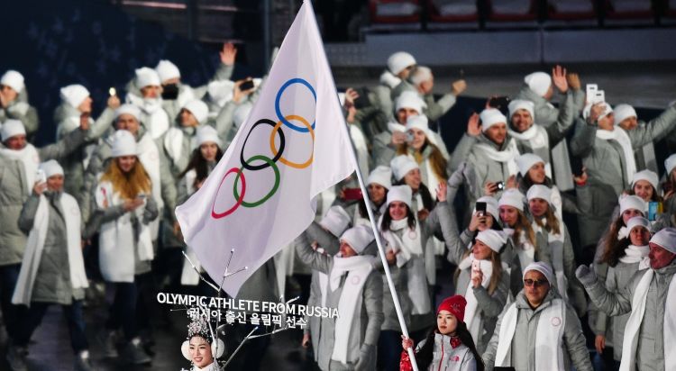 МОК изменил позицию по возврату России флага до закрытия Олимпиады