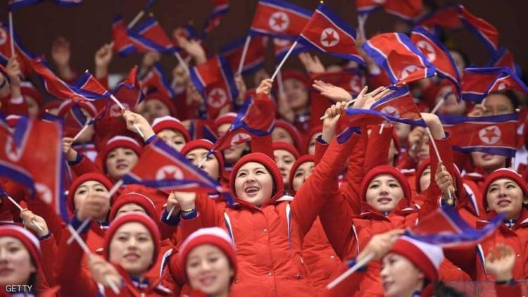 مشجعات كوريا الشمالية وعبيد الزعيم.. أسرار تكشفها "منشقة"