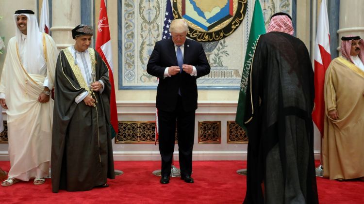محادثات مرتقبة بواشنطن لحل الأزمة الخليجية