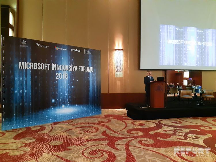 В Баку проходит Инновационный форум Microsoft