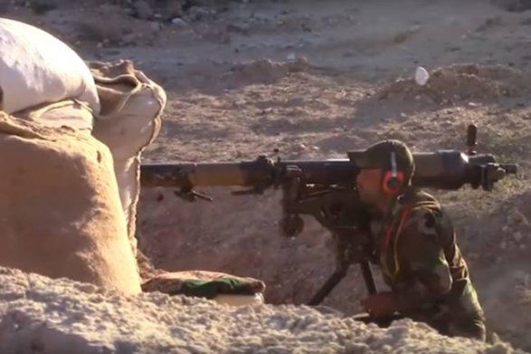 Боевики ИГИЛ уничтожили несколько грузовиков армии Асада