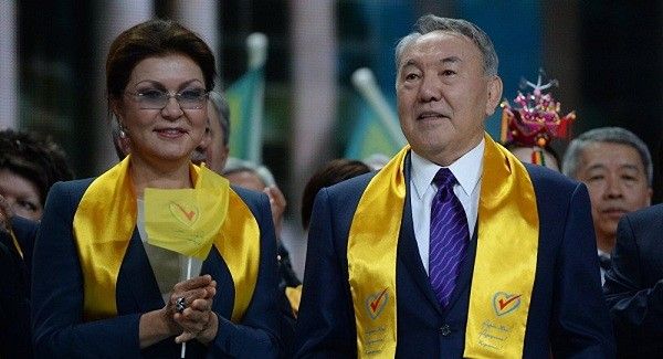 Nazarbayevin dil çağırışı Nazarbayeva danışdı