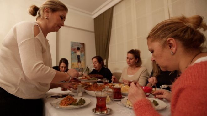 "تقليد تركي" بخصوص النساء يعيق تقدم البلاد