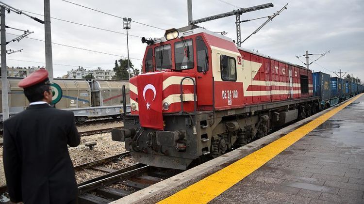 وزير تركي: خط حديد "باكو تبليسي قارص" يربط بين آسيا وأوروبا