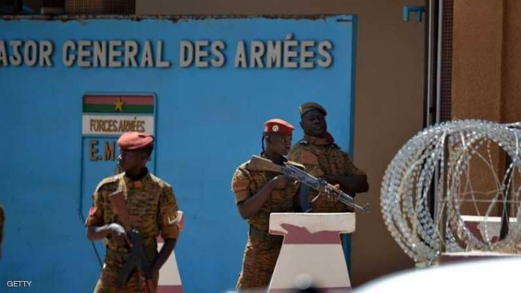 زعماء غرب أفريقيا يتعهدون بقتال الإرهابيين