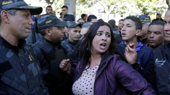 مسيرة في تونس للمطالبة بالمساواة في الميراث بين المرأة والرجل