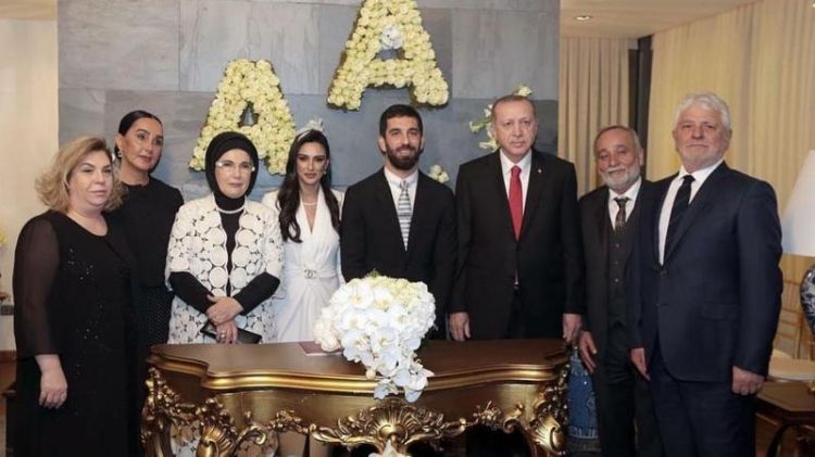 Arda Turan EVLƏNDİ Türkiyə prezidenti nikah şahidi oldu - FOTOLAR