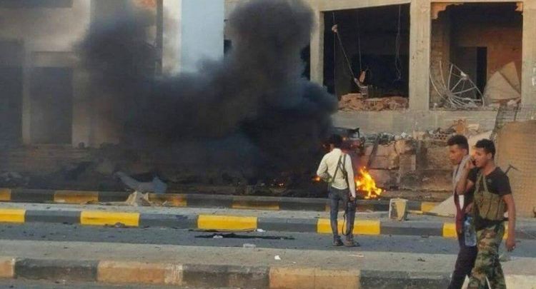 قتلى وجرحى في انفجار استهدف مقرا أمنيا في مدينة عدن اليمنية (صورة)