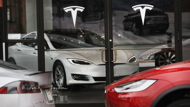 Илону Маску сулят много денег, если Tesla станет прибыльной