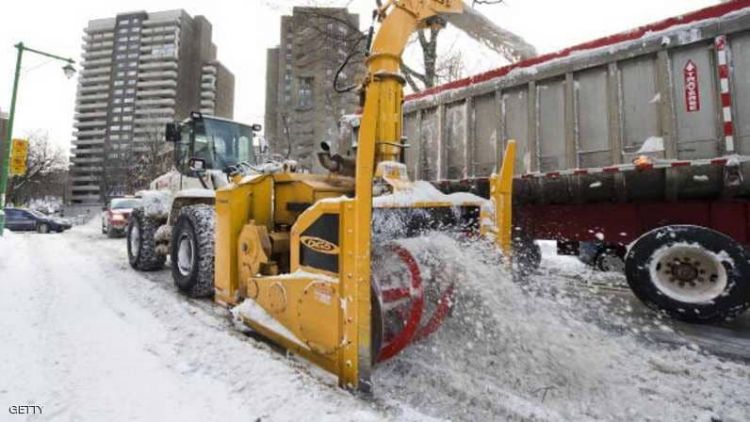 الثلوج تكبد ميزانية مدينة كندية خسائر بالملايين