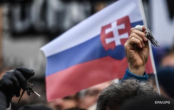 Словакия отказалась признавать выборы в Крыму