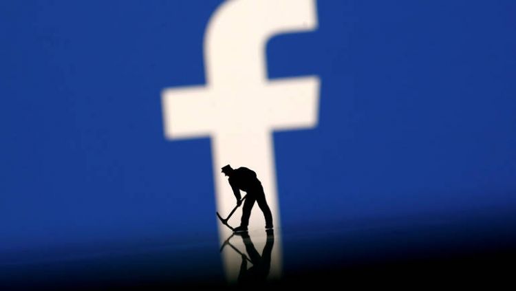 تصاعد أزمة "كامبريدج اناليتيكا" في بريطانيا بسبب فيسبوك