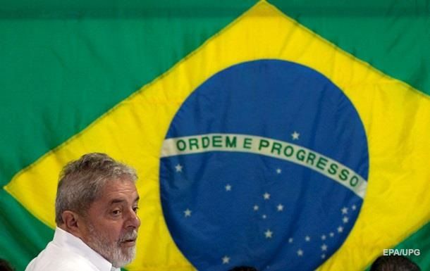 Неизвестные обстреляли кортеж экс-президента Бразилии