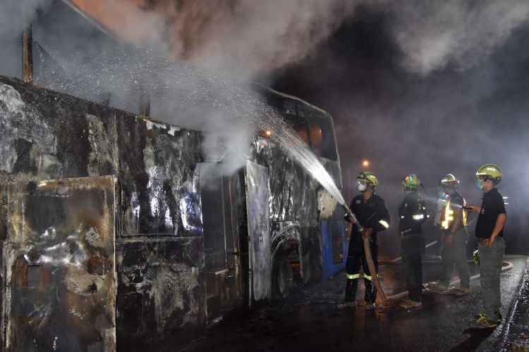 مصرع 20 عاملا من ميانمار فى حريق حافلة بتايلاند