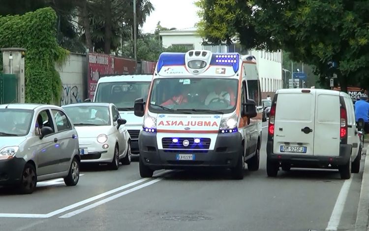 В итальянском Милане при взрыве газа в доме пострадали девять человек
