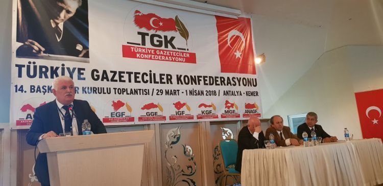 أمود مرزاييف انضم إلى اجتماع مجلس الإدارة لاتحاد الصحفيين الأتراك