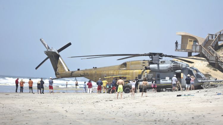 В Калифорнии разбился военный вертолет