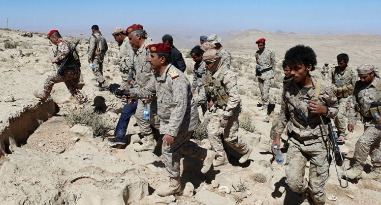 السلطات اليمنية تتسلم من التحالف مهام تأمين سواحل وموانئ وجزر البلاد