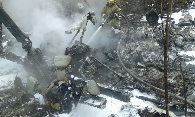 В центре Хабаровска рухнул вертолет, шестеро погибших