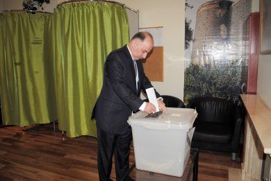 В посольстве Азербайджана в Латвии началось голосование по президентским выборам