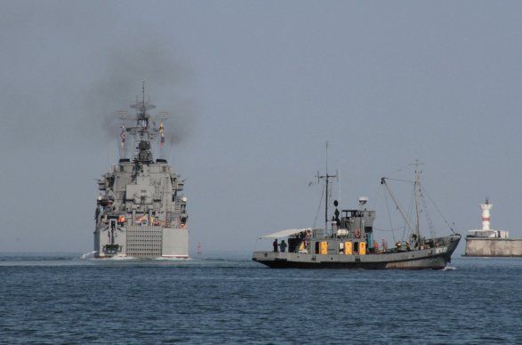 Российские корабли покидают базу в Сирии
