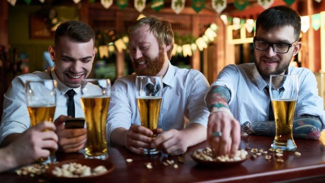 Британские ученые: кружка пива в день может сократить жизнь на полгода