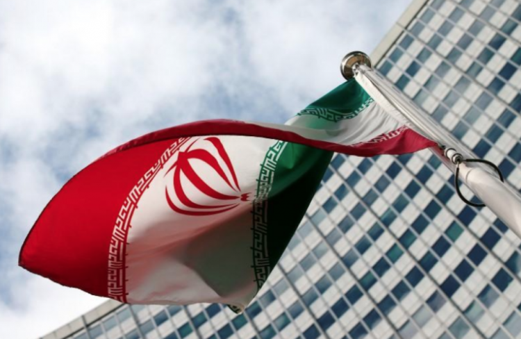 Глава МИД Ирана пообещал США проблемы в случае выхода из ядерной сделки