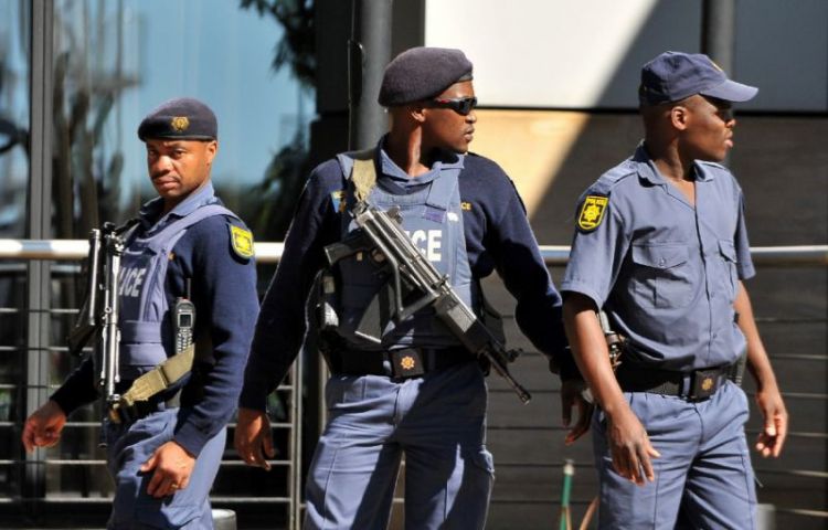 Полиция применила резиновые пули для разгона демонстрации в ЮАР задержаны 23 человека