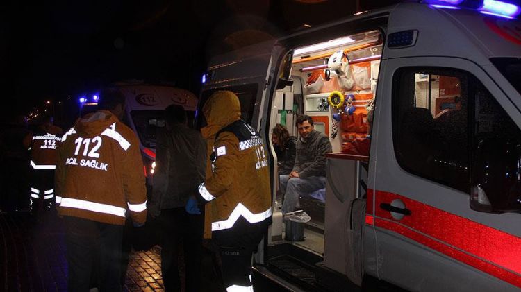 В Турции пассажирский автобус попал в аварию, 18 человек пострадали