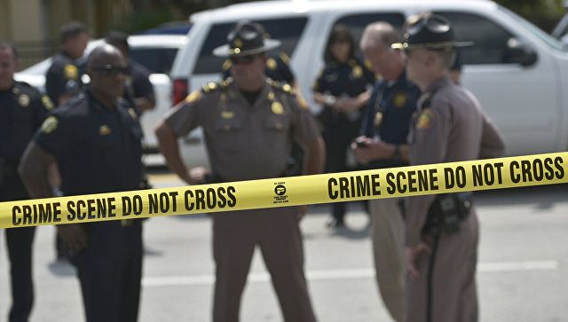 Texasda polis əməkdaşlarını yaralayan şəxs saxlanılıb