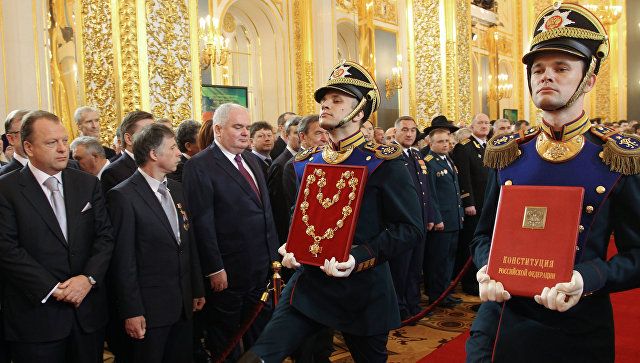 Перед инаугурацией президента в Кремле отремонтировали Красное крыльцо