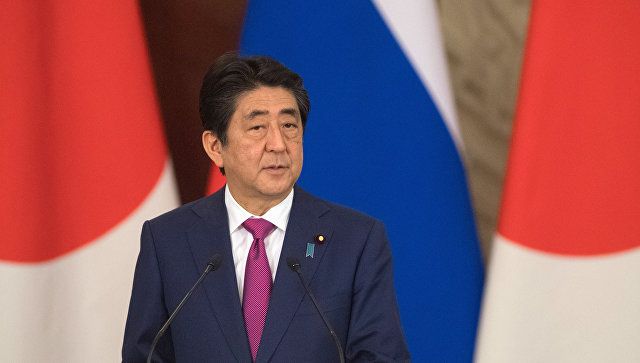 Отношения Москвы и Токио пора поднять на новый уровень, заявил Абэ