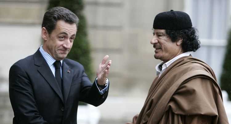 من دفاتر "الناتو" السرية... موقع أمريكي يتحدث عن سبب "جنون" ساركوزي للحرب في ليبيا وقتل القذافي