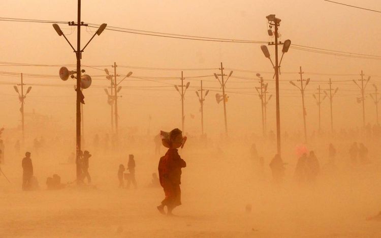 Песчаная буря в Индии унесла жизни 70 человек