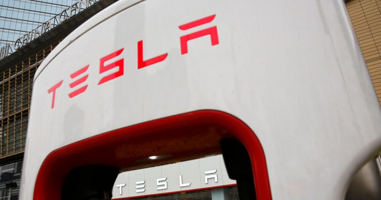 Tesla обвинили в краже патента электрогрузовика