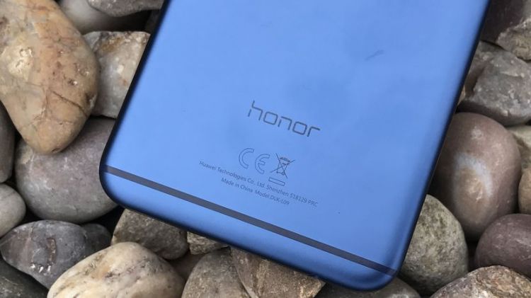 Huawei Honor 8 всё же получил Android Oreo