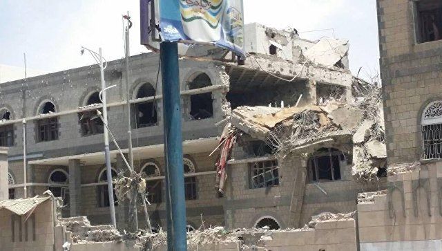 Авиация Саудовской Аравии атаковала президентский дворец в Йемене
