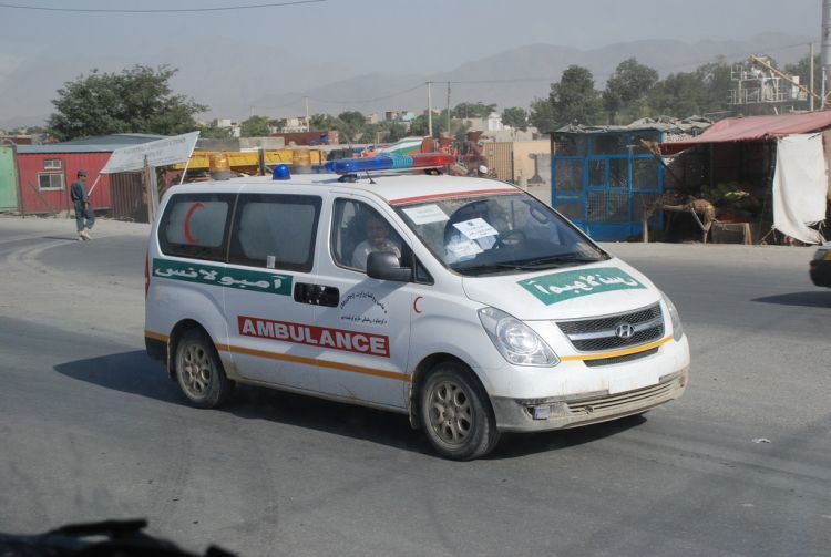 В Кабуле у полицейских участков прогремело два взрыва