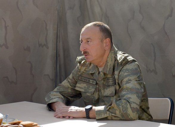 Ильхам Алиев открыл новую воинскую часть в Нахчыване