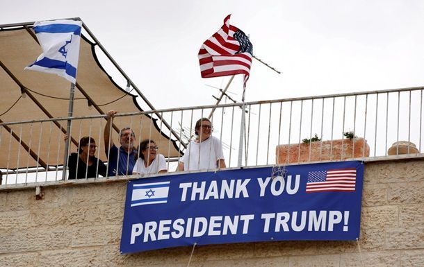 افتتاح السفارة الأمريكية في القدس زاد "صفقة القرن"  تفاقماً فقط صور