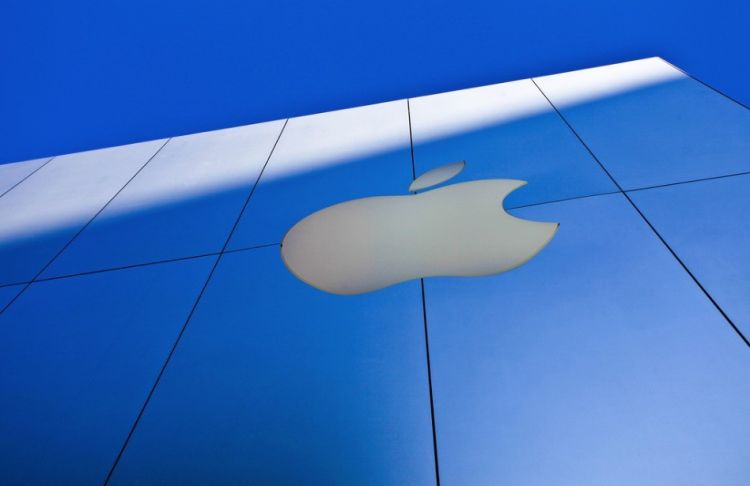 Forbes назвал Apple самым дорогим брендом в мире