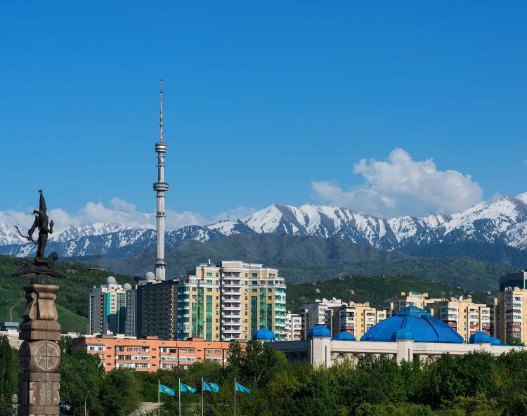 В Алматы могут открыть торговый дом Азербайджана