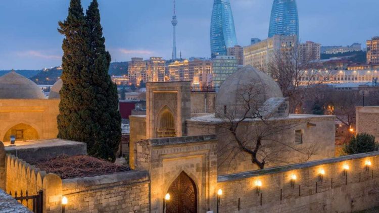 На сайте CNN Travel опубликован репортаж об архитектуре Баку