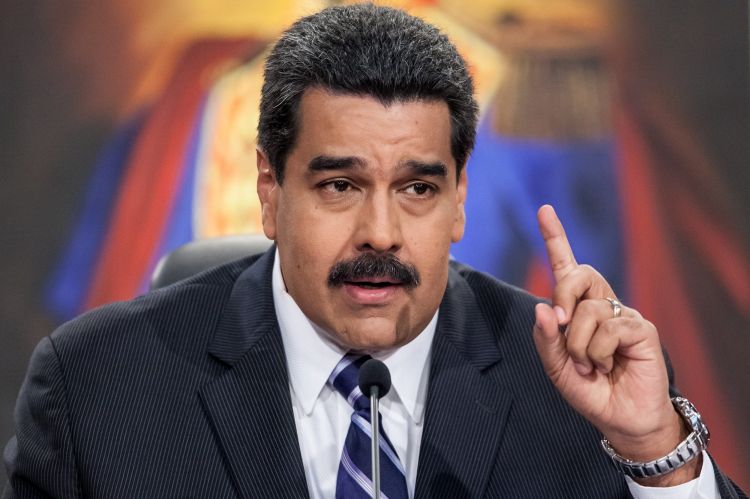 Президент Венесуэлы обвинил оппозицию в отсутствии бумаги для печати газет