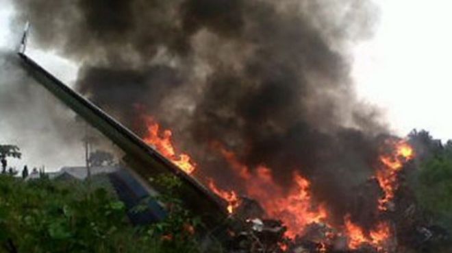 В районе Тегерана разбился учебный военный самолет